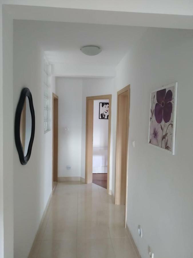 Апартаменты Apartman Mila Каштела Экстерьер фото